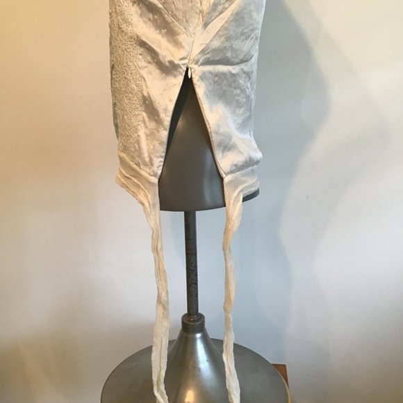 Embellished Satin Camisole with Side Tie Size S - Picture 10 of 12